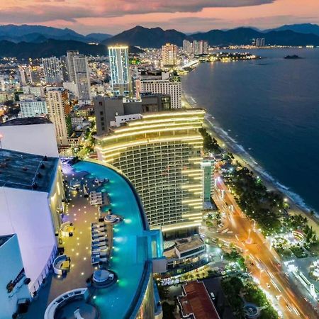 Panorama Oceanfront Suite 나트랑 외부 사진