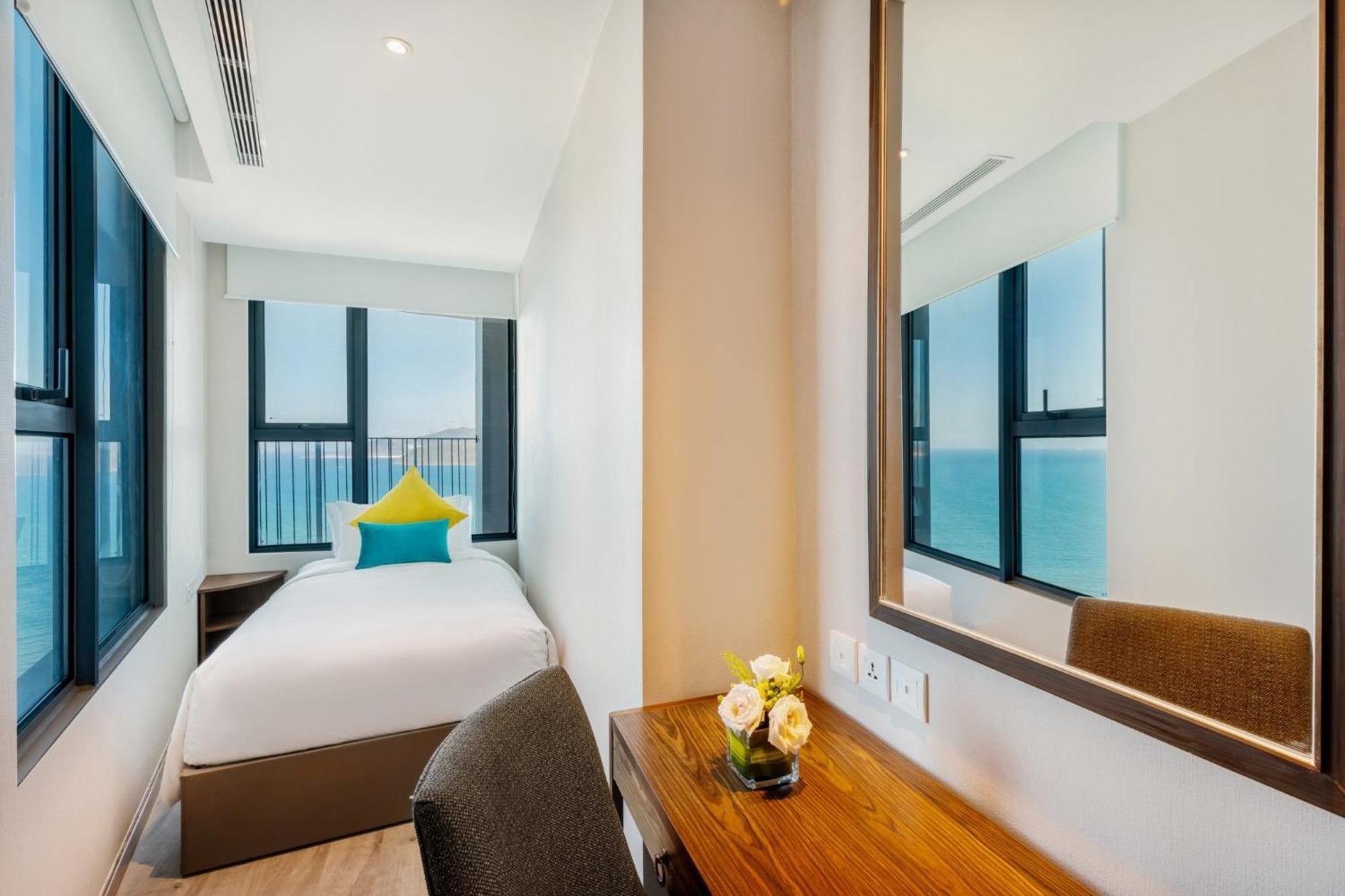 Panorama Oceanfront Suite 나트랑 외부 사진