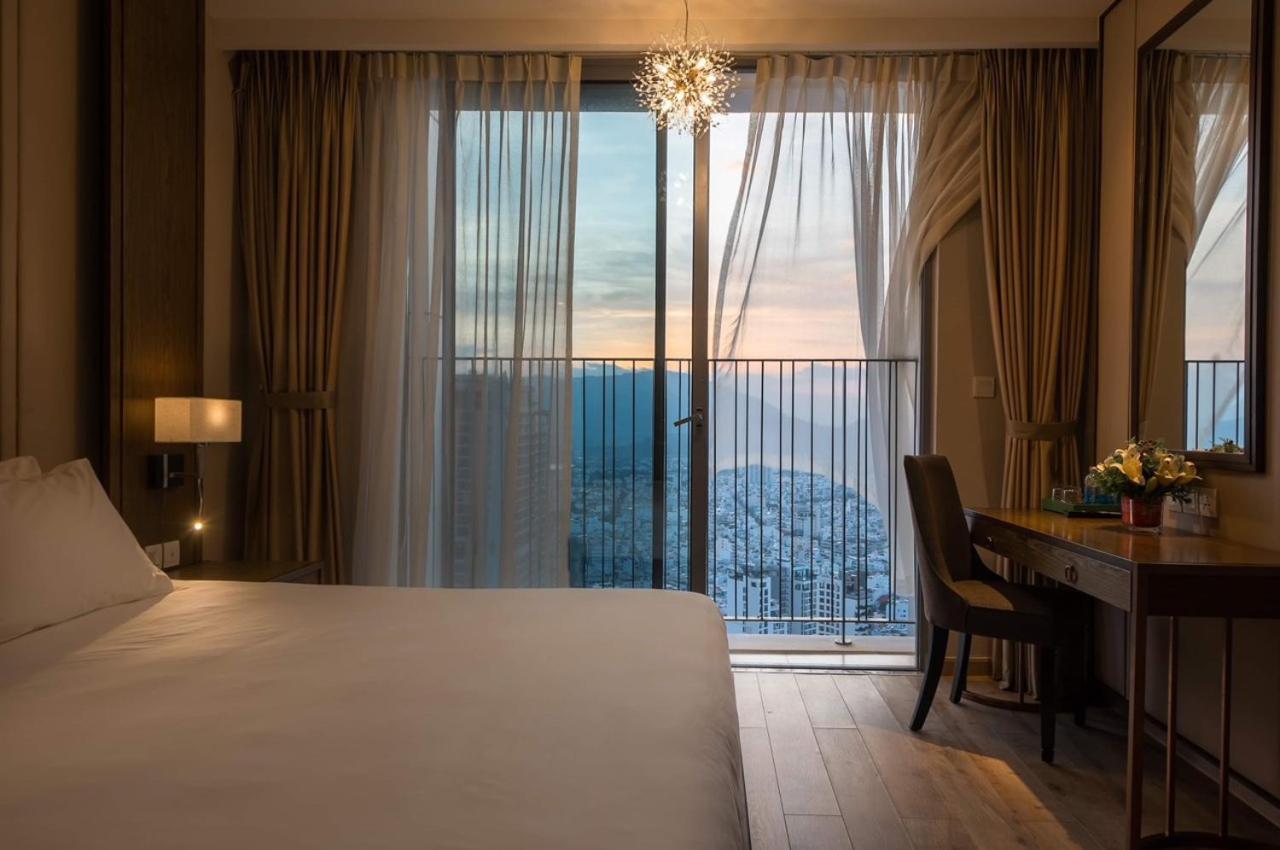 Panorama Oceanfront Suite 나트랑 외부 사진