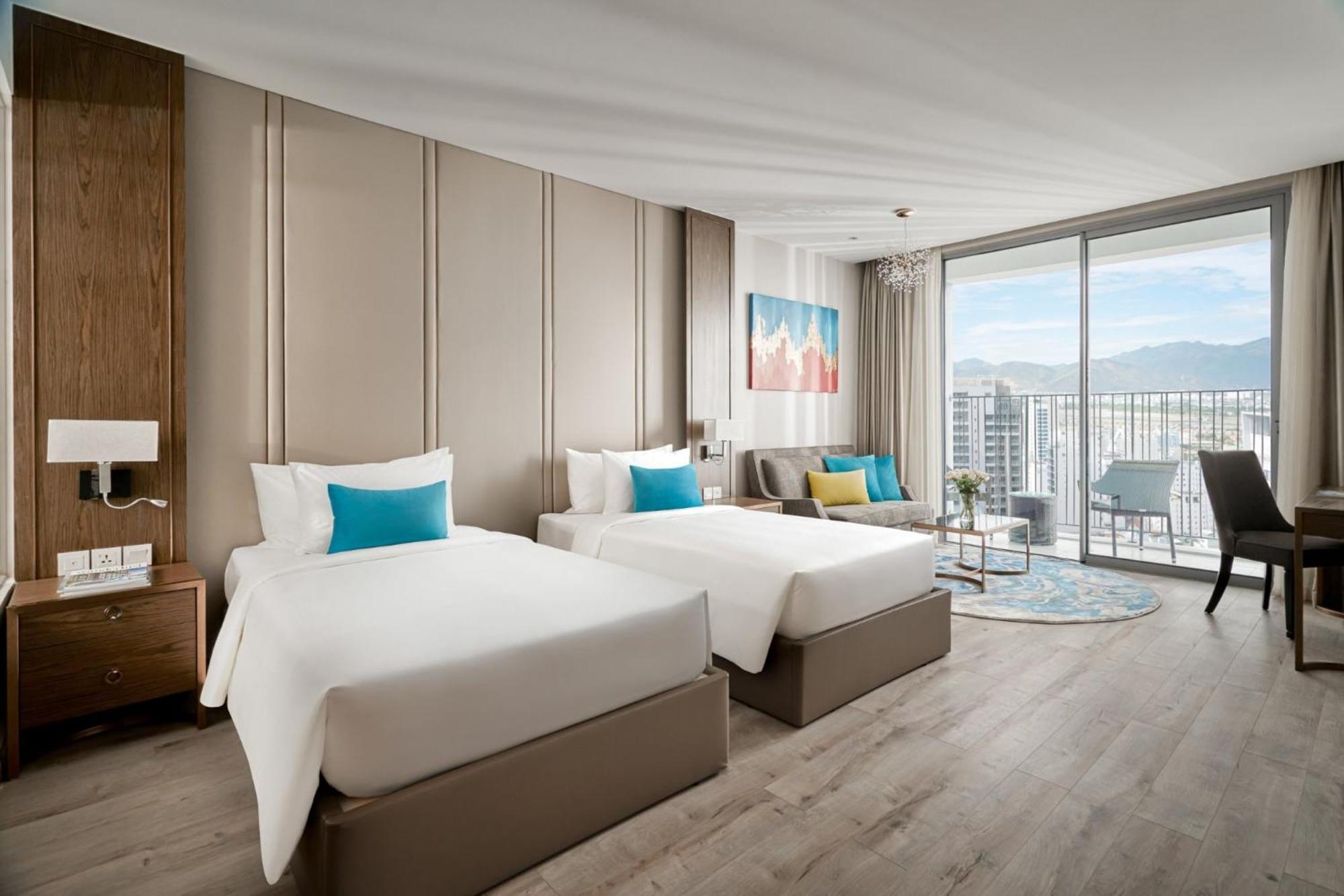 Panorama Oceanfront Suite 나트랑 외부 사진