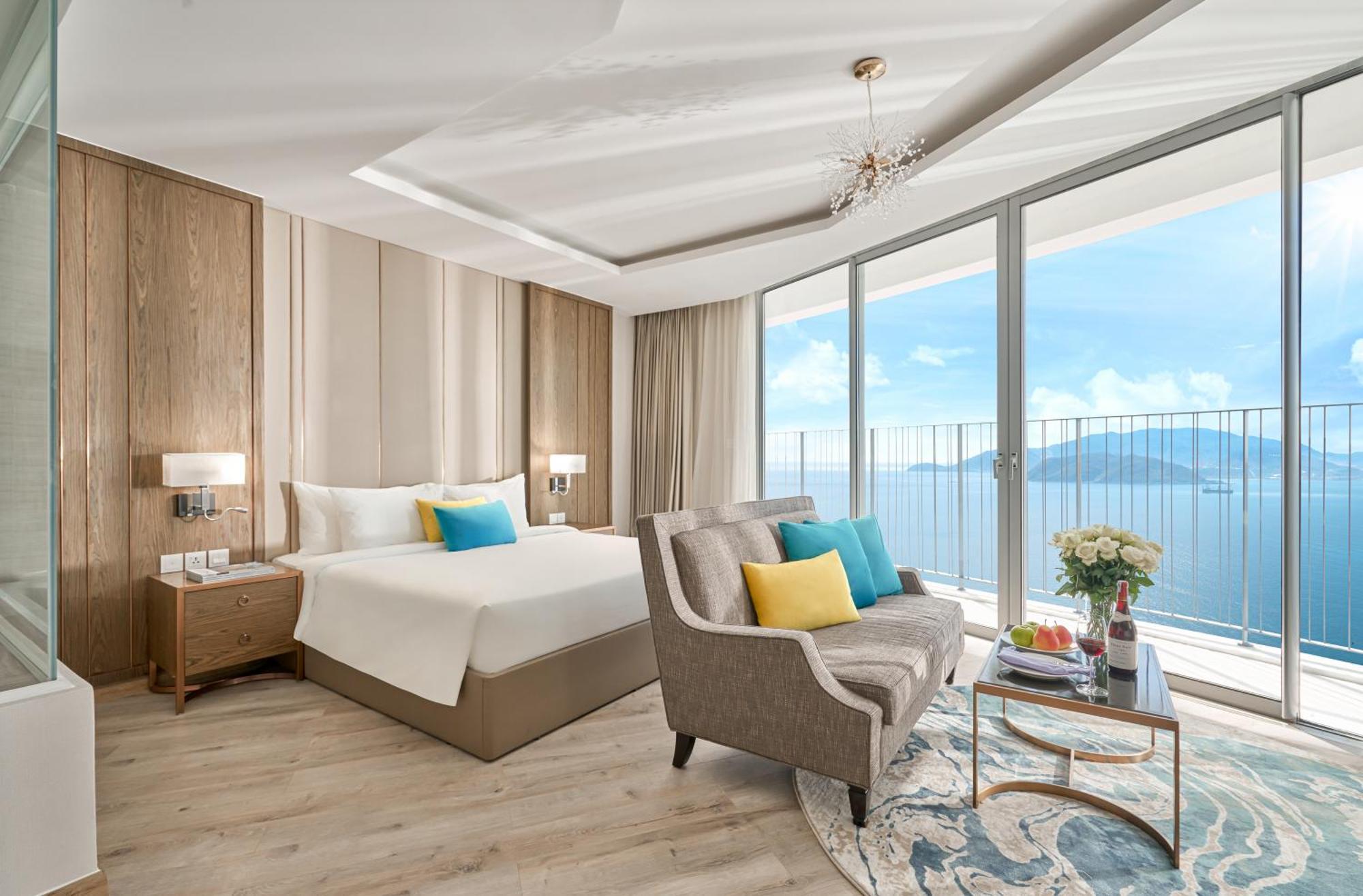 Panorama Oceanfront Suite 나트랑 외부 사진